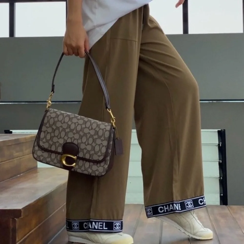 Coach Soft Tabby Signature Shoulder Crossbody Bag in Maple - Picture 6 of 16